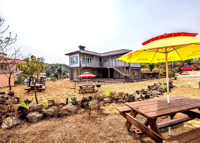 Jeju Myung House